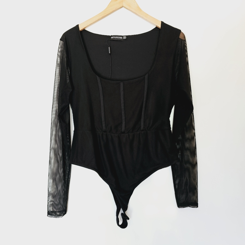 PrettyLittleThing Corset Style Long Sleeve Scoop Neck Bodysuit 14